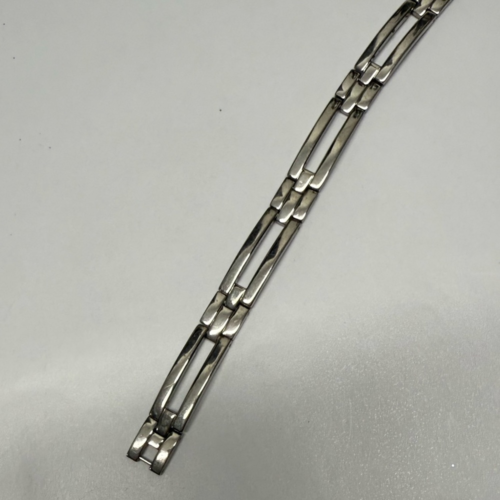 New Men’s Stainless steel Bracelet. 8 3/4” . From Macy’s - Picture 2 of 5